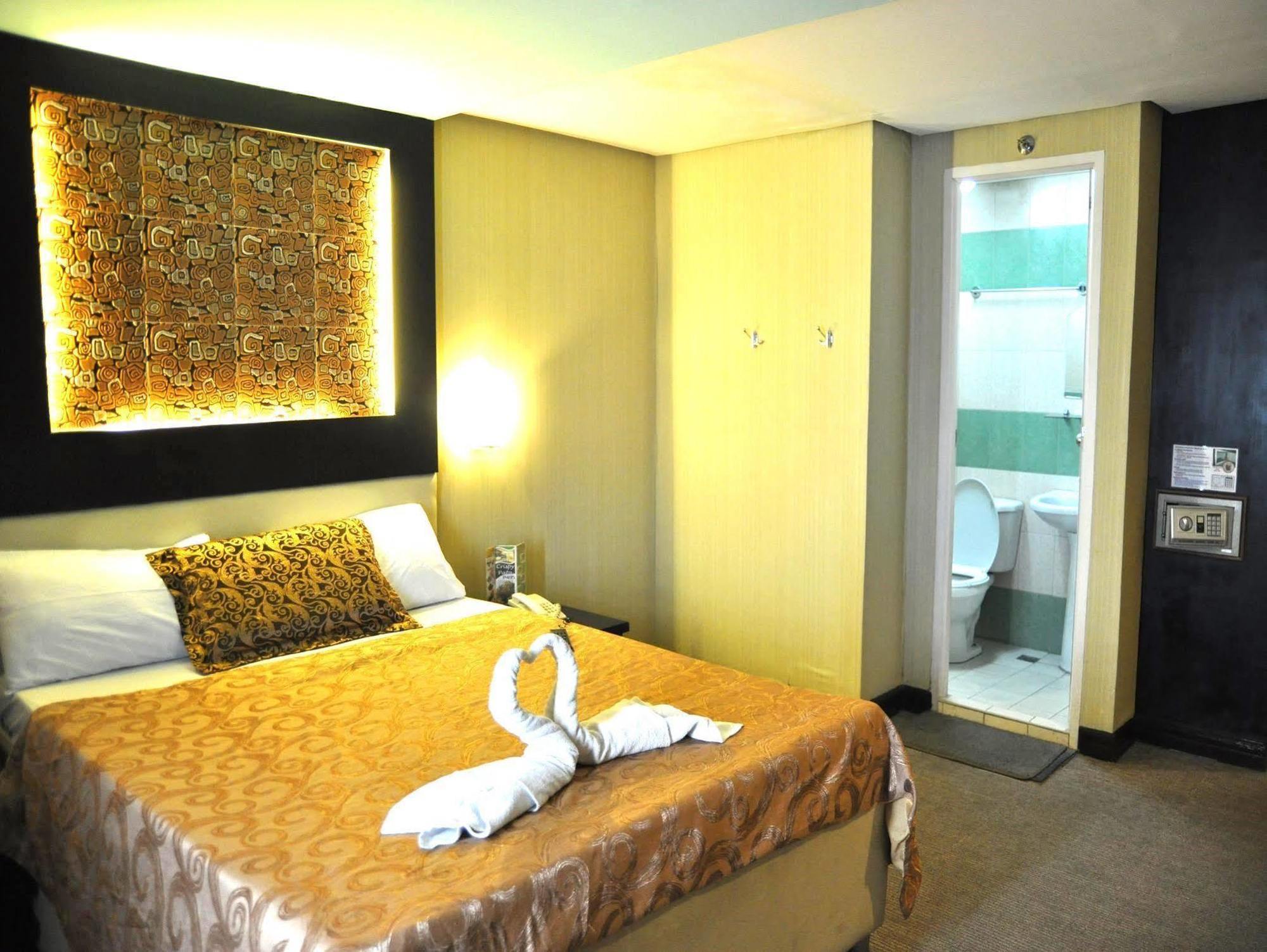 Eurotel North Edsa Quezon City Exteriér fotografie